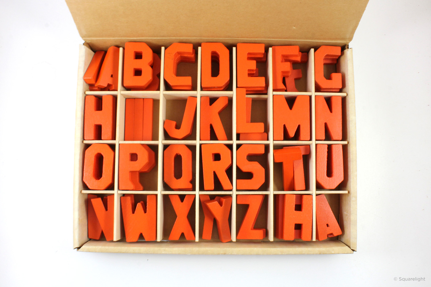 CP_A093_Wood-Capital-Letters_open